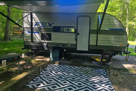 Couples or Family Bunkhouse Oasis