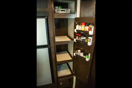 Spacious Pioneer Travel Trailer – Sleeps 10 | Family & Hunting Ready