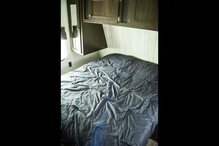 Spacious Pioneer Travel Trailer – Sleeps 10 | Family & Hunting Ready