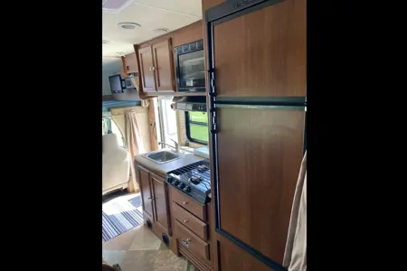 Fleet #C8 Family-Friendly RV with a Slideout for Rocky Mountain Escapes – Sleeps 6!