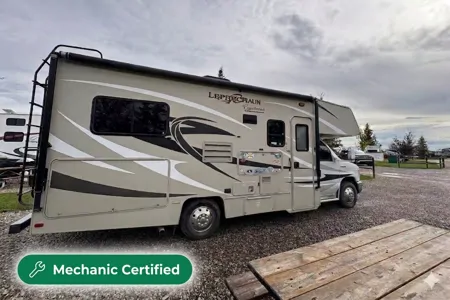 Fleet #C8 Class C with Dinette Slideout – Luxury Family Travel (Sleeps 4 Adults, 2 Children)