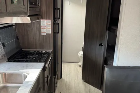 Matt's Shasta 19 Travel Trailer