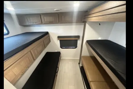 Favian's Crossroads Sunset trail 331bh Travel Trailer