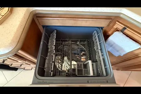 Junkaboo's Winnebago 42QD Class A