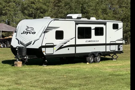 Eagle's Jayco 27BHB Travel Trailer