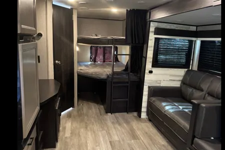 Eagle's Jayco 27BHB Travel Trailer