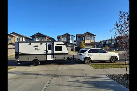 SUV or VAN Towable Jayco 184BSW Travel Trailer