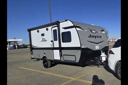 SUV or VAN Towable Jayco 184BSW Travel Trailer