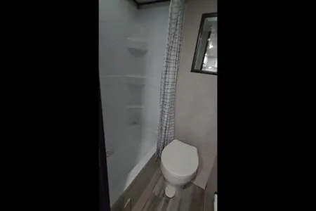 SUV or VAN Towable Jayco 184BSW Travel Trailer