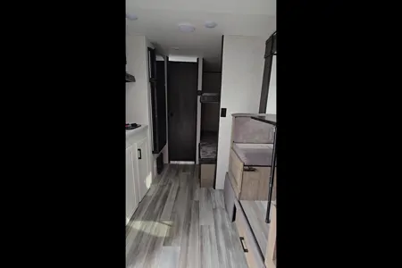 SUV or VAN Towable Jayco 184BSW Travel Trailer