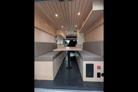 Van Ram Promaster 3500 Class B