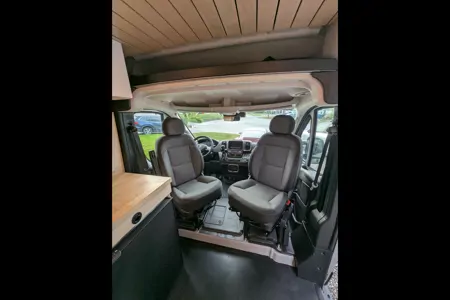 Van Ram Promaster 3500 Class B