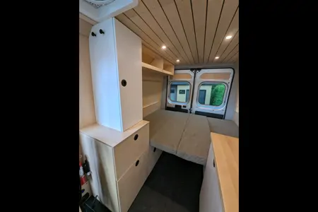 Van Ram Promaster 3500 Class B