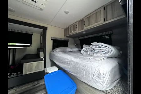 Suzy's KZ Escape Travel Trailer