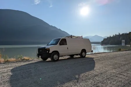 Heated! XL Bed (6ft 8" long) Solar-Powered Cozy Modern Cabin on Wheels!