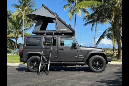 Wrangler Overlander & 4x4 Rooftop Tent Adventure Camper & Extras