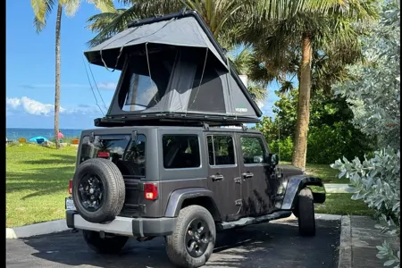 Wrangler Overlander & 4x4 Rooftop Tent Adventure Camper & Extras