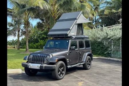 Wrangler Overlander & 4x4 Rooftop Tent Adventure Camper & Extras
