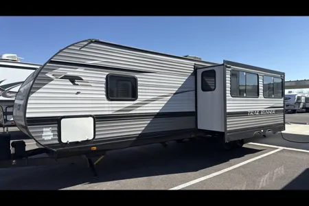 Eddie’s Pet Friendly Heartland Trail Runner Travel Trailer