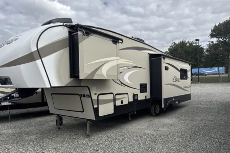 Tanya's Keystone Cougar Fifth Wheel