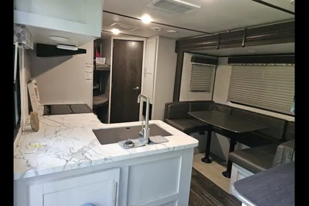 Crystal's Keystone 2430BH Travel Trailer