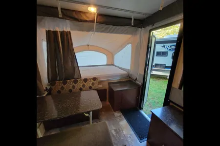 Johnny Z's Coachmen Clipper Sport Tent Trailer