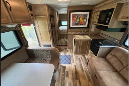 "Willow" Coachman Freelander 29KS Anniversary Edition Class C