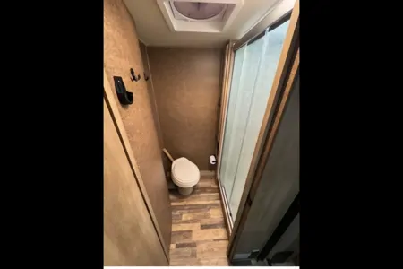 "Willow" Coachman Freelander 29KS Anniversary Edition Class C
