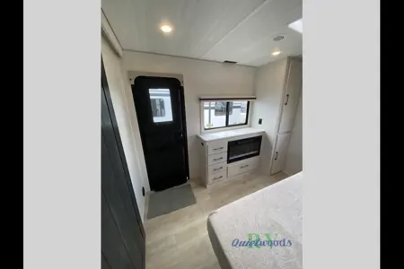 Sam's Forest River 275 FKBS Travel Trailer