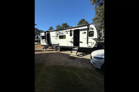 Sam's Forest River 275 FKBS Travel Trailer