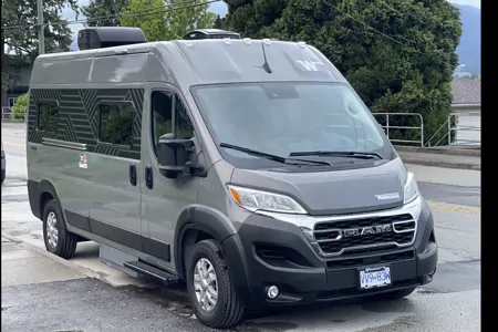 Winnebago Roam Class B