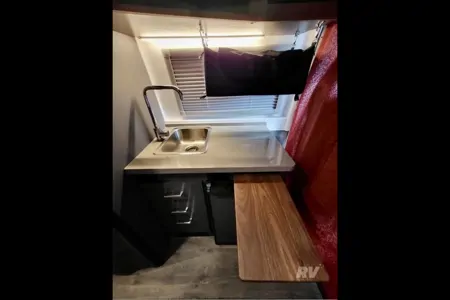 Winnebago Roam Class B