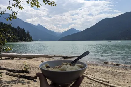 Extra Long Bed 6ft6" Heated Solar Powered Cosy Cabin on Wheels!