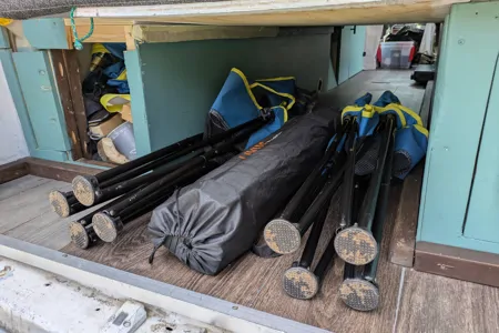 Extra Long Bed 6ft6" Heated Solar Powered Cosy Cabin on Wheels!