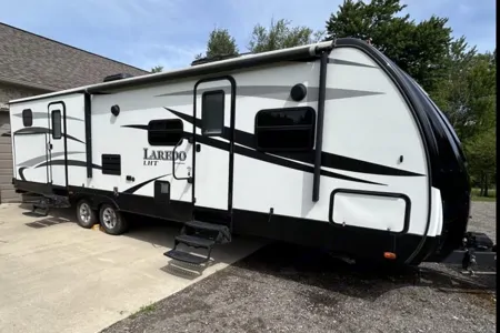 Curtis's Keystone Laredo Travel Trailer