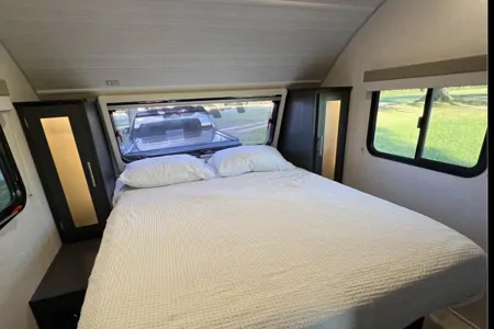 Leslie's Forest River R pod 202 Travel Trailer