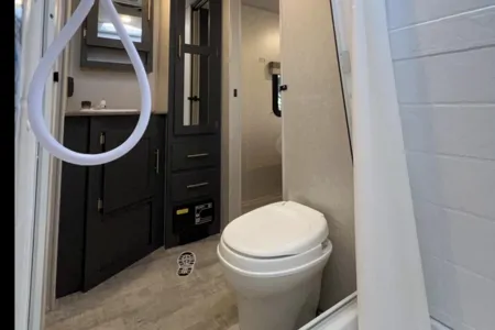 Leslie's Forest River R pod 202 Travel Trailer