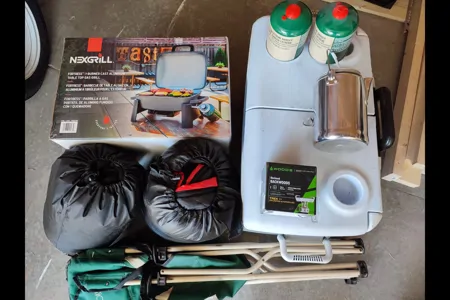 Honda  Camper (8 seats/2 sleeps)Park Pass+Airport pickup+(US/Canada)