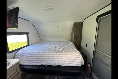 Adventure-Ready 2022 Pioneer Trail Blazer – Comfort Meets the Open Road