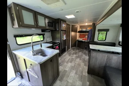 Chaz's Forest River Della Terra 271BH Travel Trailer