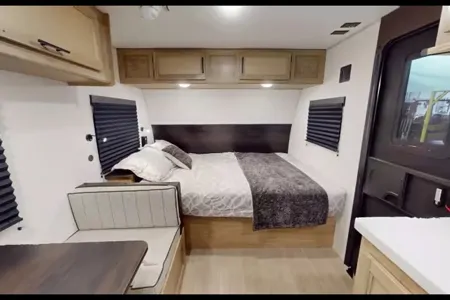 2025 Black Label Wolf Pup Luxury & Stocked