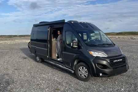 John's Airstream Rangeline Class B