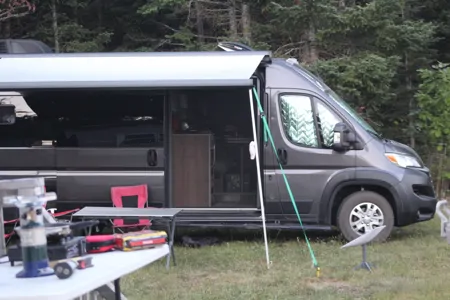 John's Airstream Rangeline Class B