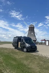 John's Airstream Rangeline Class B