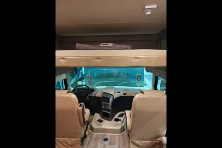 Jonathan's Grayco Precept 34Gg Class A