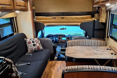 Smooth Sailing RV - Jayco Greyhawk 31FS Class C