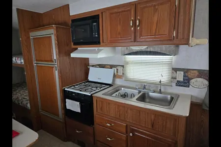 Jack's Fleetwood Mallard Fifth Wheel