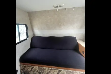 Britt and Brett’s Fleetwood Mallard Travel Trailer