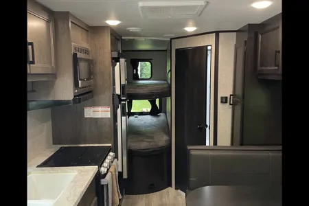 Janet's Jayco Jay Flight SLX Travel Trailer