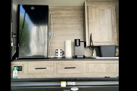 Linda’s 2022 travel trailer with bunkhouse & outdoor kitchen